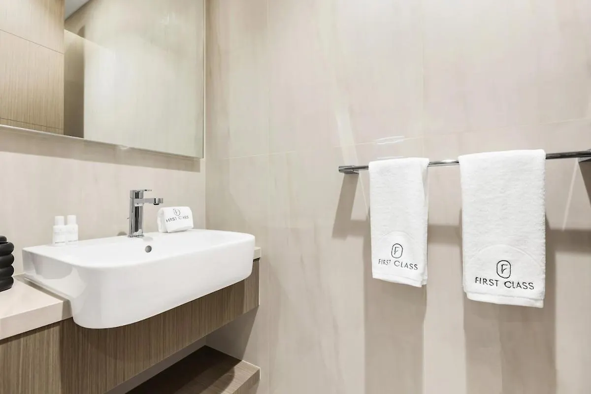 Appartamento First Class 1Br Unmatched Burj Khalifa Views Dubai